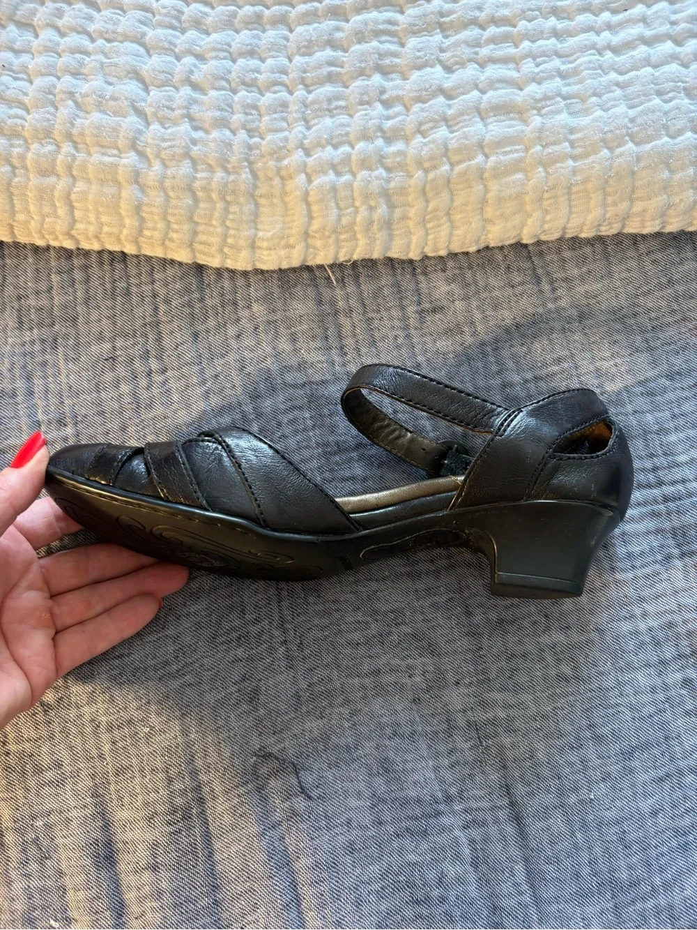 Women’s Black Leather Mary Jane Size 6.5